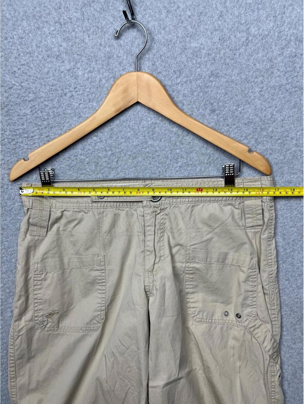 Columbia Capris Cargo Pants Womens 12 Lightweight Khaki Outdoor Sports Casual - Picture 4 of 13